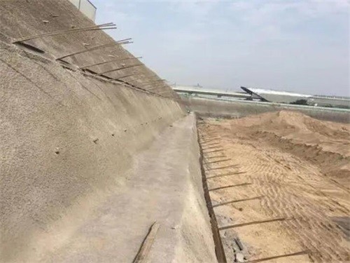 子长河道边坡加固
